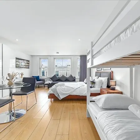 Sleep 6 Piccadilly Retreat 1 Bedroom Flat Vr5